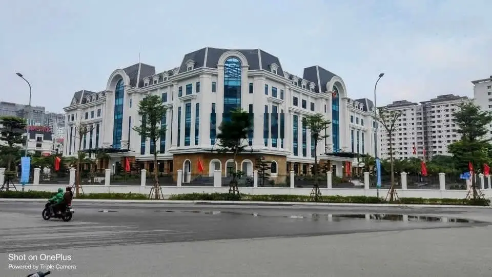 QUÁ RẺ Bán BIệt thự lô góc khu ĐTM Văn khê - Hà đông - Hà nội 445m2 x 3T giá 79 tỷ ( thương lượng)