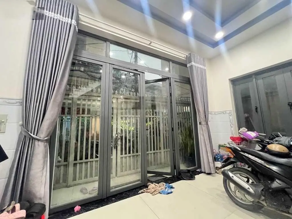 Bán nhà 1 trệt, 1 lầu giá 4,7 tỷ, diện tích 50,2 m2, tại Trường Thọ, Thủ Đức