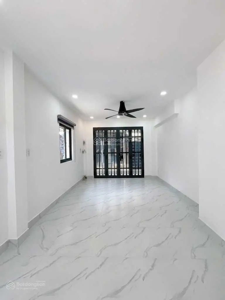 Quận 7 - Lê Văn Lương - hàng xóm Lotte - diện tích 35m2 - hẻm ba gác - nhỉnh 3 tỉ TL