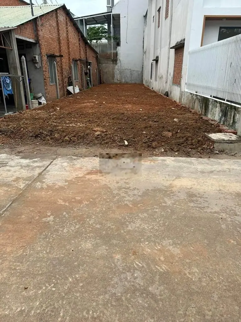 Bán Đất Tân Định-DT 120m2-Giá 700tr-SHR-Full Thổ-Ngay Chợ Bến Lớn