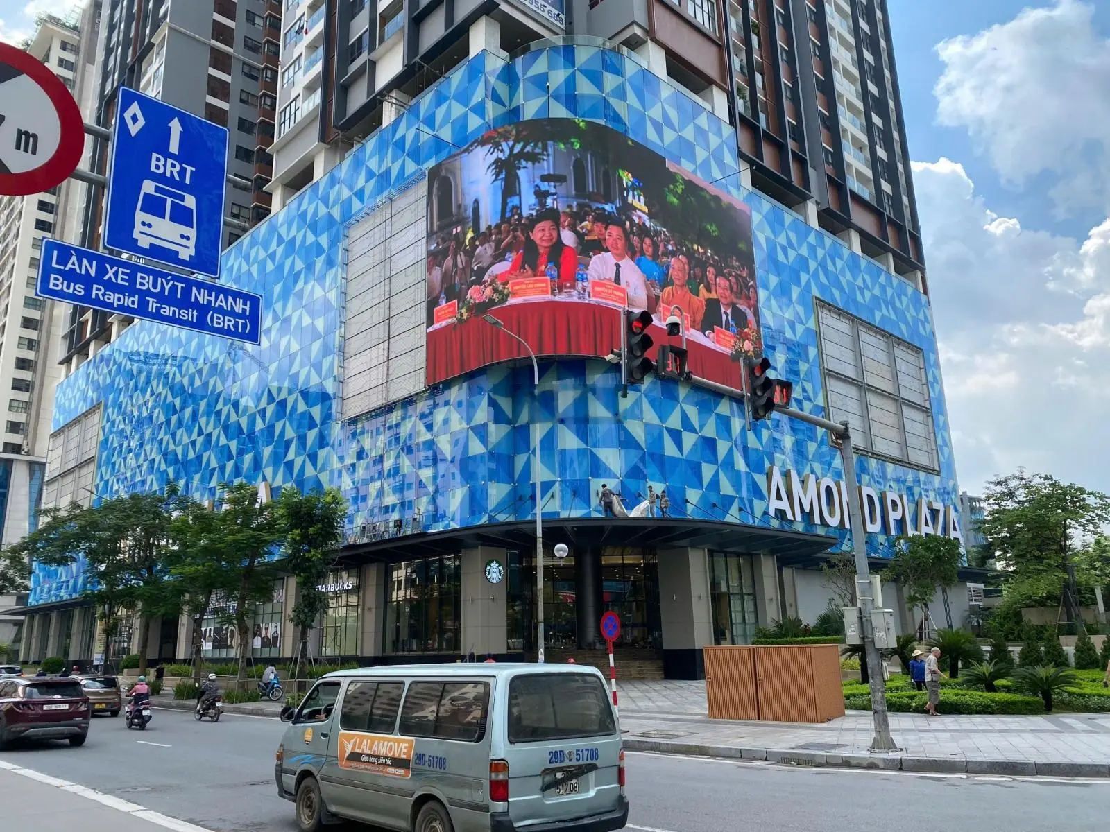 CHỈ TỪ 13 TỶ SỞ HỮU CĂN HỘ GÓC 144M2 TẠI THE DIAMOND, THANH XUÂN, HÀ NỘI, ĐÃ CÓ SỔ, BÀN GIAO NGAY