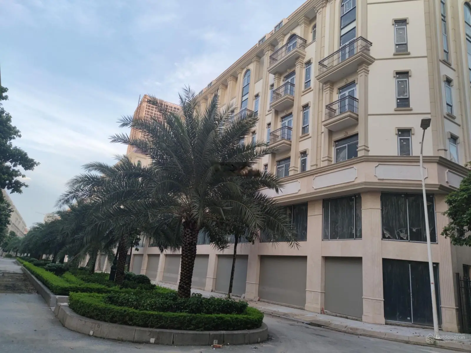 Căn góc siêu phẩm, vị trí đẹp đỉnh, giá tốt nhất thị trường, LH 0979 008 ***