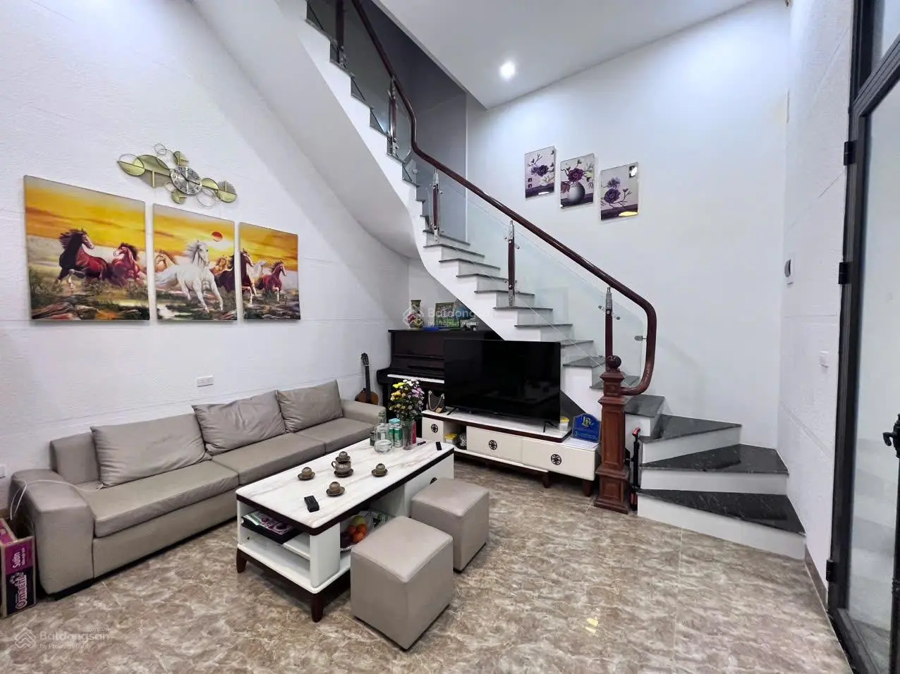 Chính chủ cần bán nhà quan nhân 50m 4 tầng full nội thất giá chỉ 7.6 tỷ ảnh thật 100%