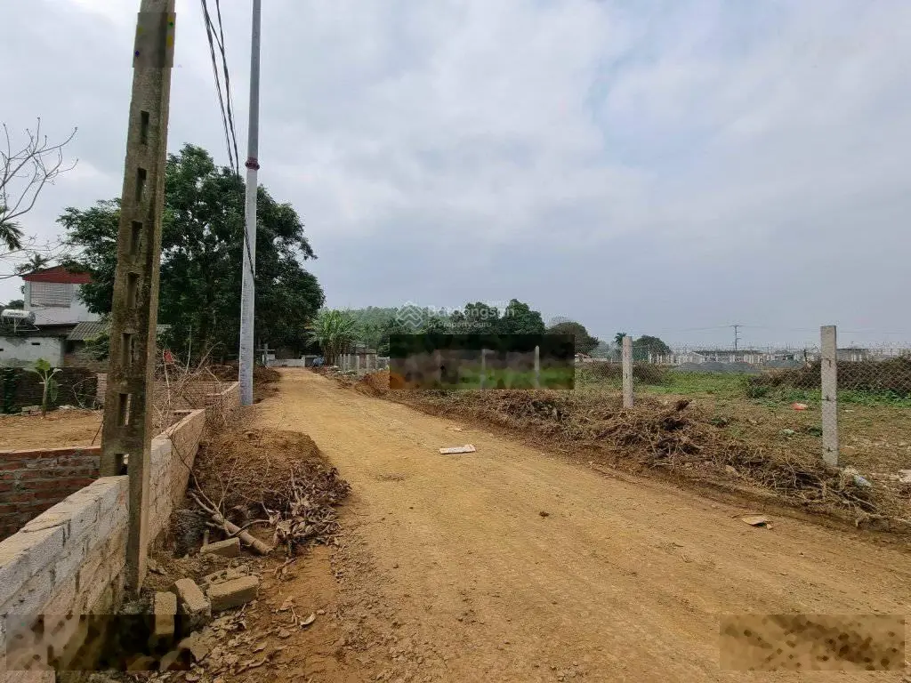 354,3m2/200m2 thổ cư vị trí cực kỳ đắc địa giá tốt. Vị trí thôn Miễu Tiến Xuân. Liền kề đại học QG