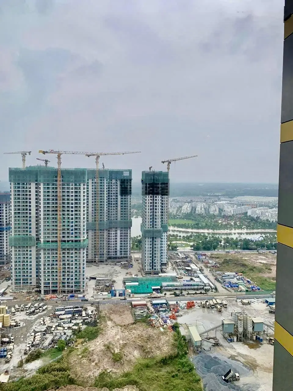 Chỉ 700tr Căn Hộ 1PN+ Beverly Solari Oasis Vinhomes Quận 9