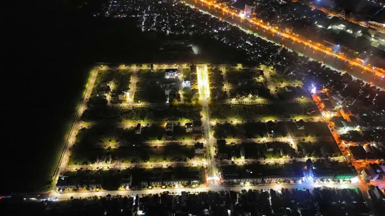 Bán nhà KĐT Trần Hưng Đạo - Thái Bình 83m - MT 4.5m, gần siêu thị Go, an sinh đỉnh, giá 5.5tỷ