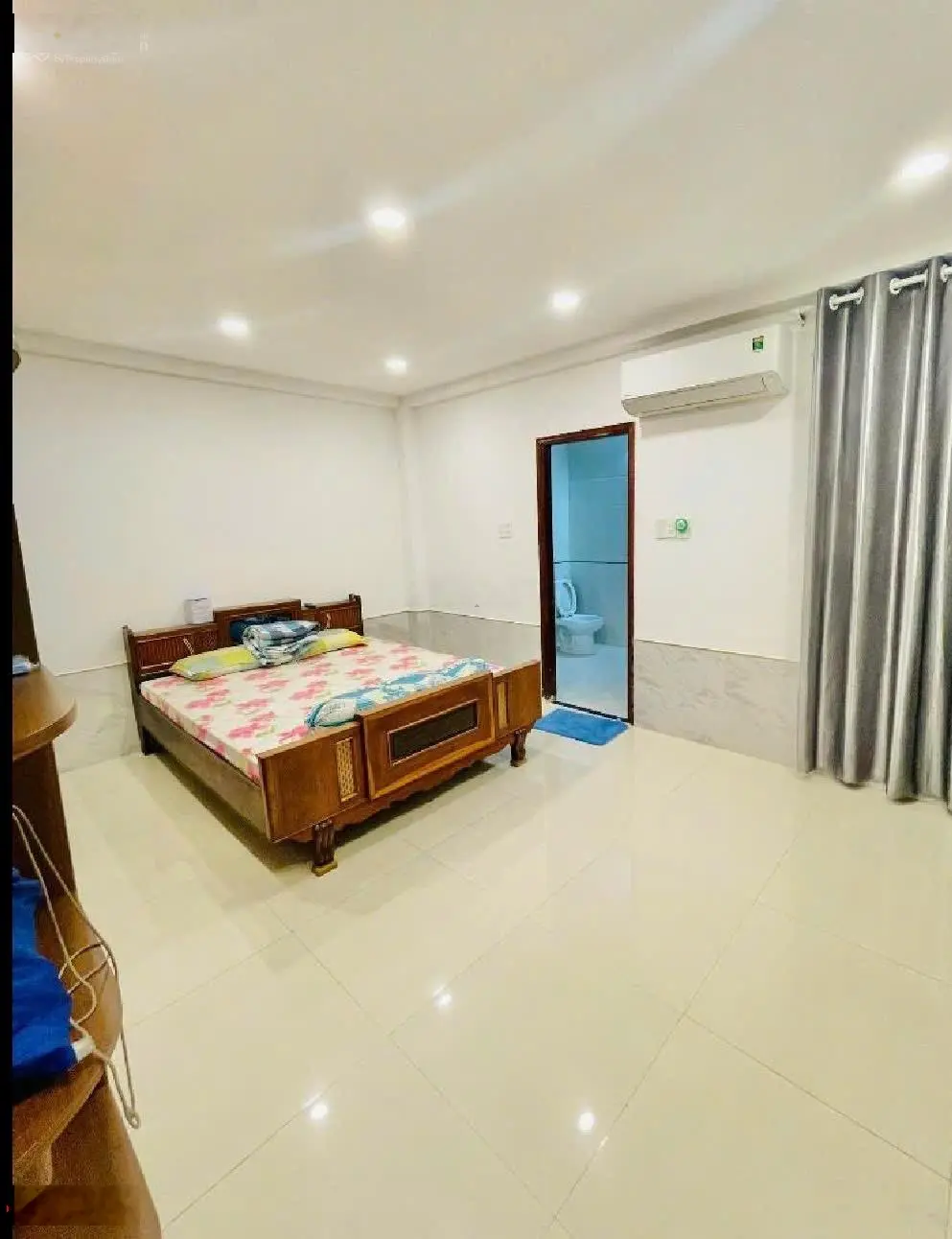 Út Tịch 70/105 - 4T - 5 x 21 - 9.5 tỷ Phường 4 - nhà Tân Bình, hẻm xe hơi đỗ cửa .