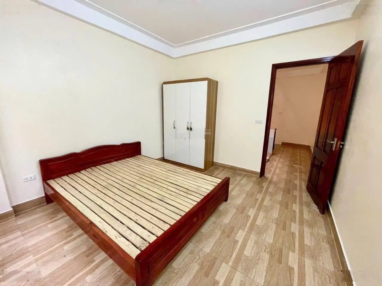 Chính chủ bán nhà mới 32m2, 4 tầng 1 tum Yên Nghĩa Hà Đông. Ô tô đỗ cửa
