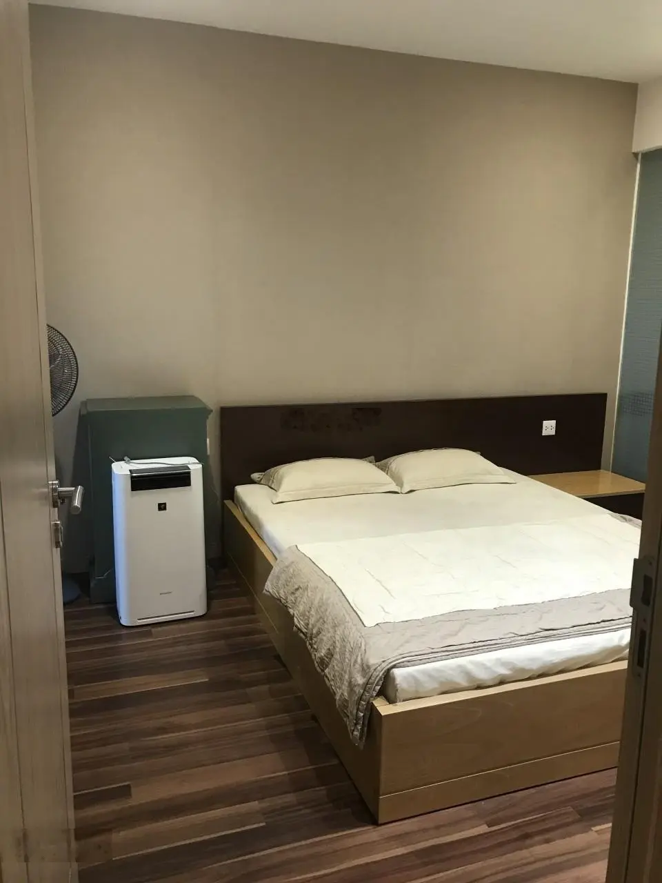 Bán căn hộ chung cư đẹp tại khu đô thị mới Dịch Vọng - giá chỉ 7 tỷ, DT 107m2