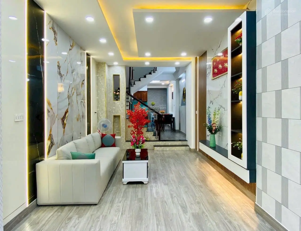 Bán NR tại Bùi Quang Là, Gò Vấp, giá thỏa thuận, 40.2m2, 4PN, 3WC, 3 tầng, mặt tiền 3.5m, ngõ 5m