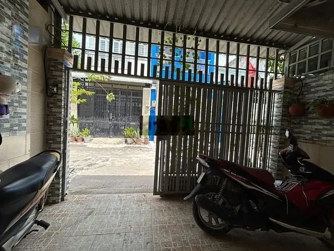 Siêu Phẩm Nhà Trường Lưu, Khu Phân Lô, Ô TÔ Đỗ Cửa, 76m2 , Nhỉnh 3 Tỷ