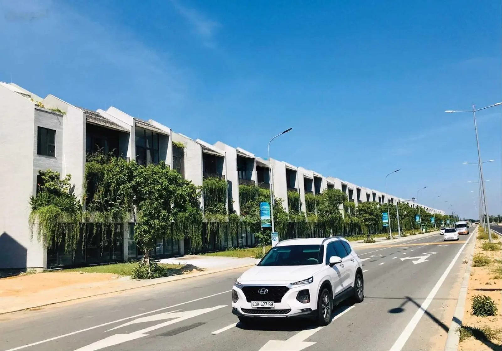 Cần bán nhanh căn villa Casamia, diện tích 240m2, giá đúng 9 tỷ, hướng đông, Sở hữu bến du thuyền