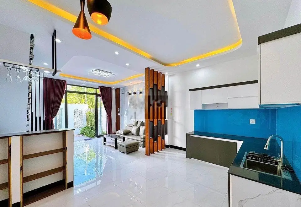 Chính Chủ Bán Nhà SHR Đất Thổ Cư 100% Gần Cây Xăng Đức Hưng