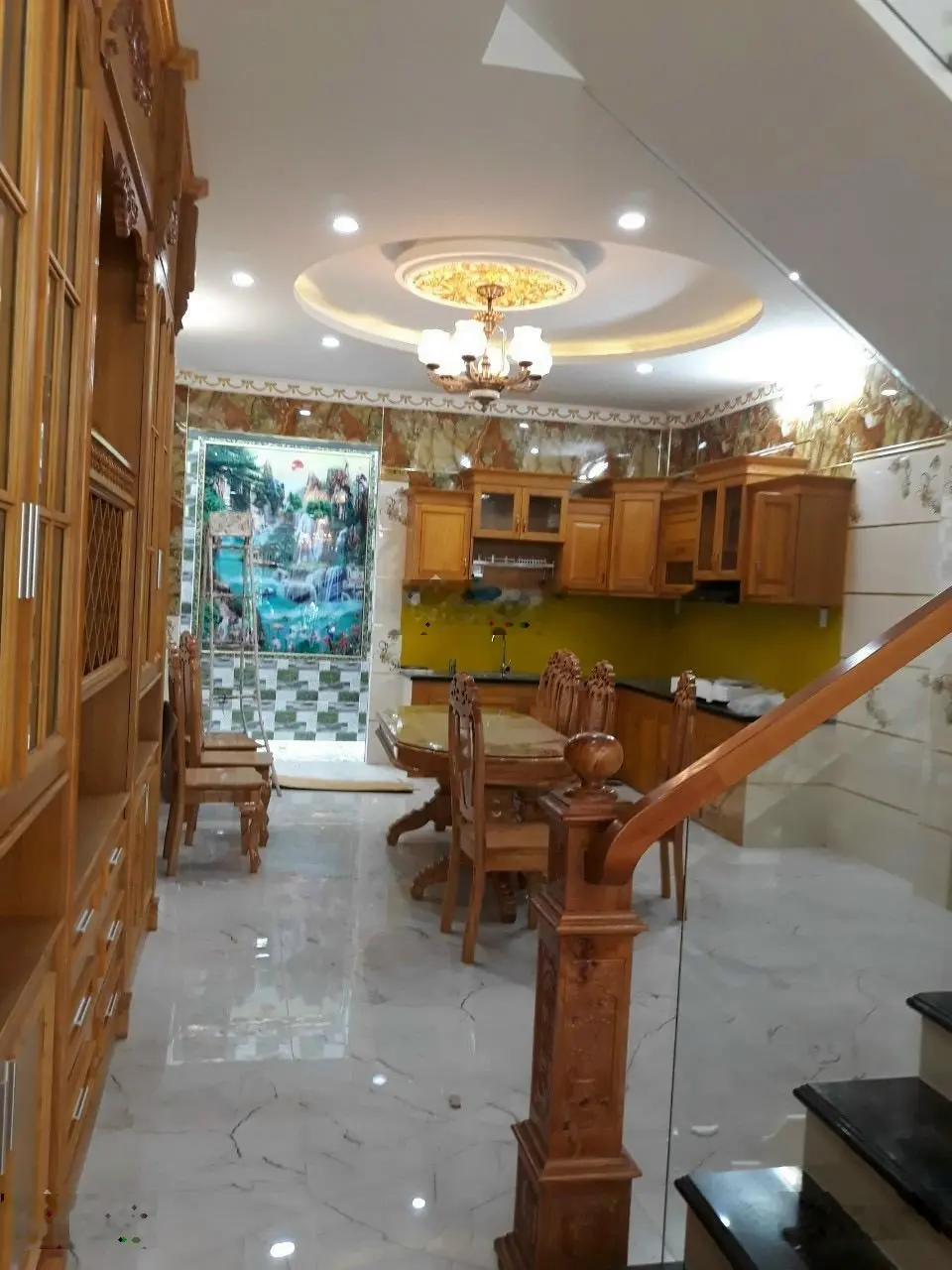 Chuyển nhà về quê cần bán gấp hẻm 366 Lê Văn Quới. DT ngang 4x20m đúc 4 tấm có lửng giá 6.2 tỷ TL