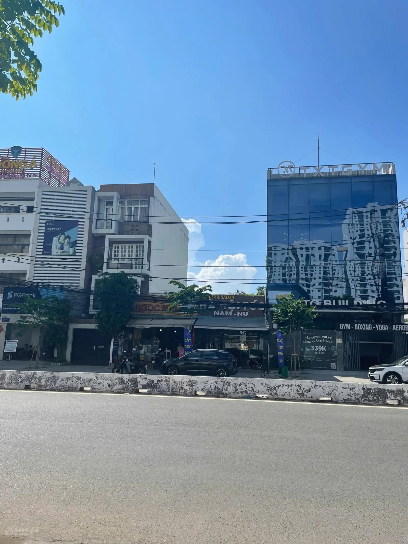 Bán Nhà mặt tiền đường Lương Định Của, P. An Khánh, Q2. Gía 400tr/m2. LH : 0904 702 379
