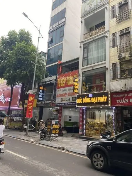 Mặt phố Quang Trung, Hđ 30m2, 5.5 tầng, lô góc, kinh doanh sầm uất, vị trí vip, giá ngon 12.5 tỷ