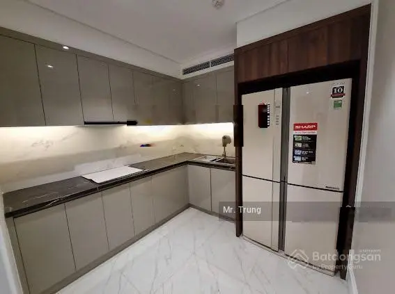 Chính chủ bán căn 2 ngủ, 2 VS, 94m2 và 112m2 tòa Golden Land 275 Nguyễn Trãi, Thanh Xuân, HN