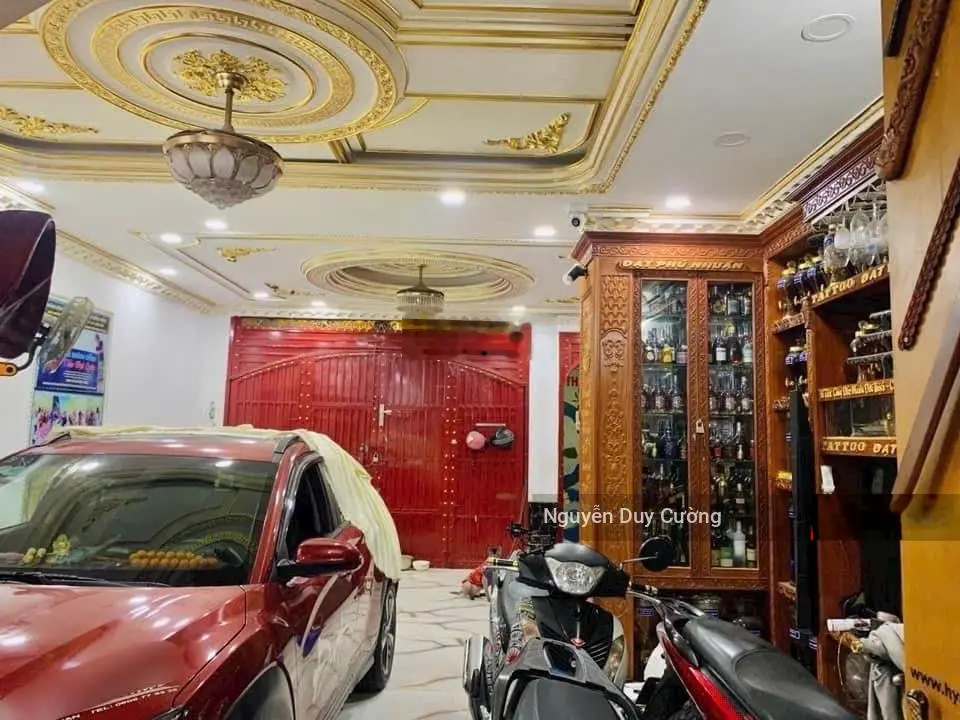 Mặt tiền kd thích quảng đức - p5 phú nhuận - đoạn sầm uất nhất tuyến đường - 120m2 x 3 tầng, nga