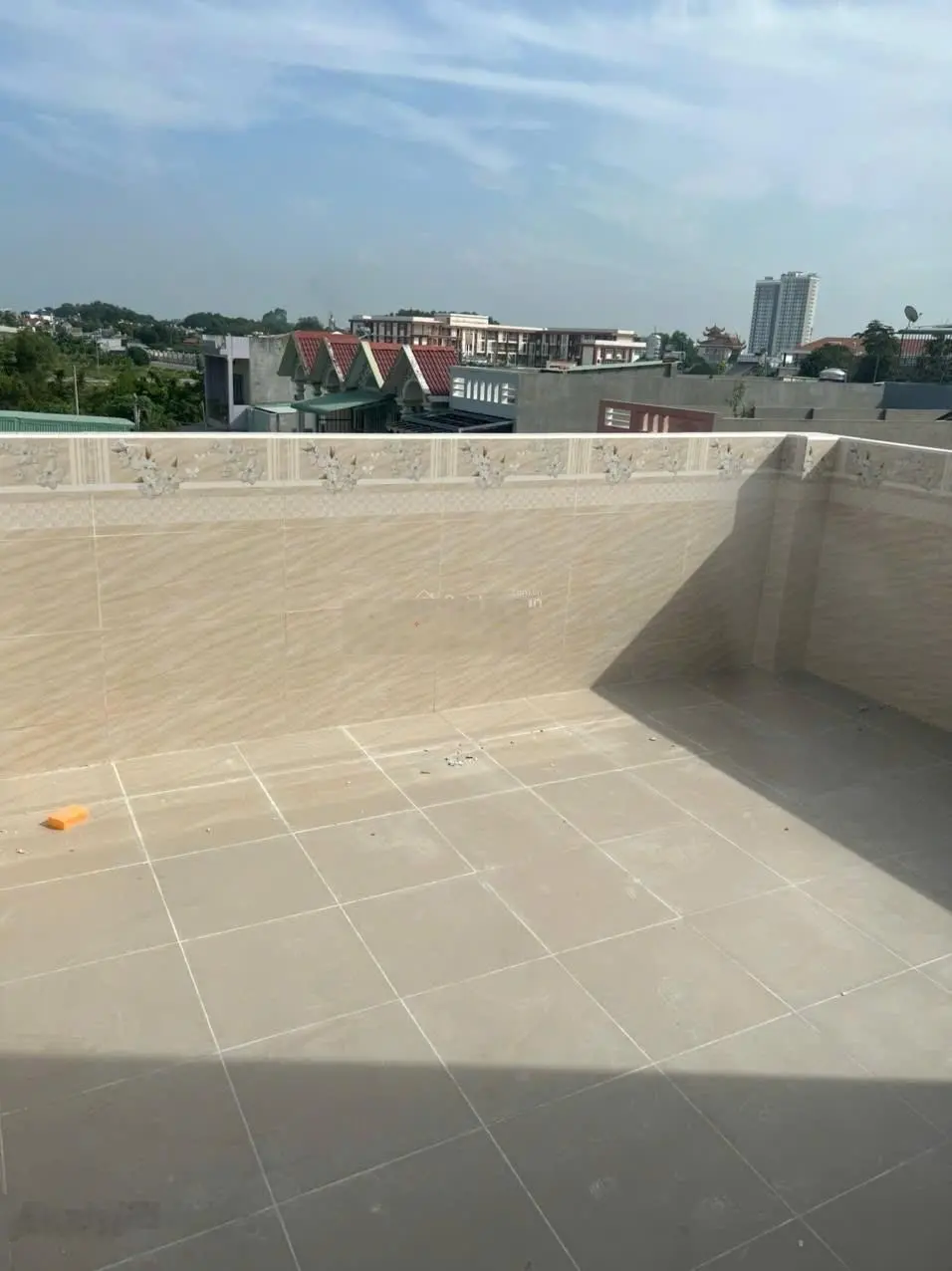 Mặt tiền huỳnh tấn phát dĩ an bình dương_135m2_ 3 tầng_ ngang hơn 4m_ 5,75 tỷ_ nội thất xin xò
