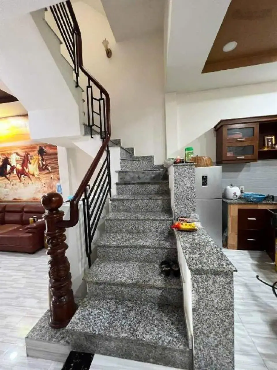 Bán nhà riêng tại Thạnh Xuân, 5,5 tỷ, 72m2, 3PN, 4WC, pháp lý đầy đủ, giá tốt