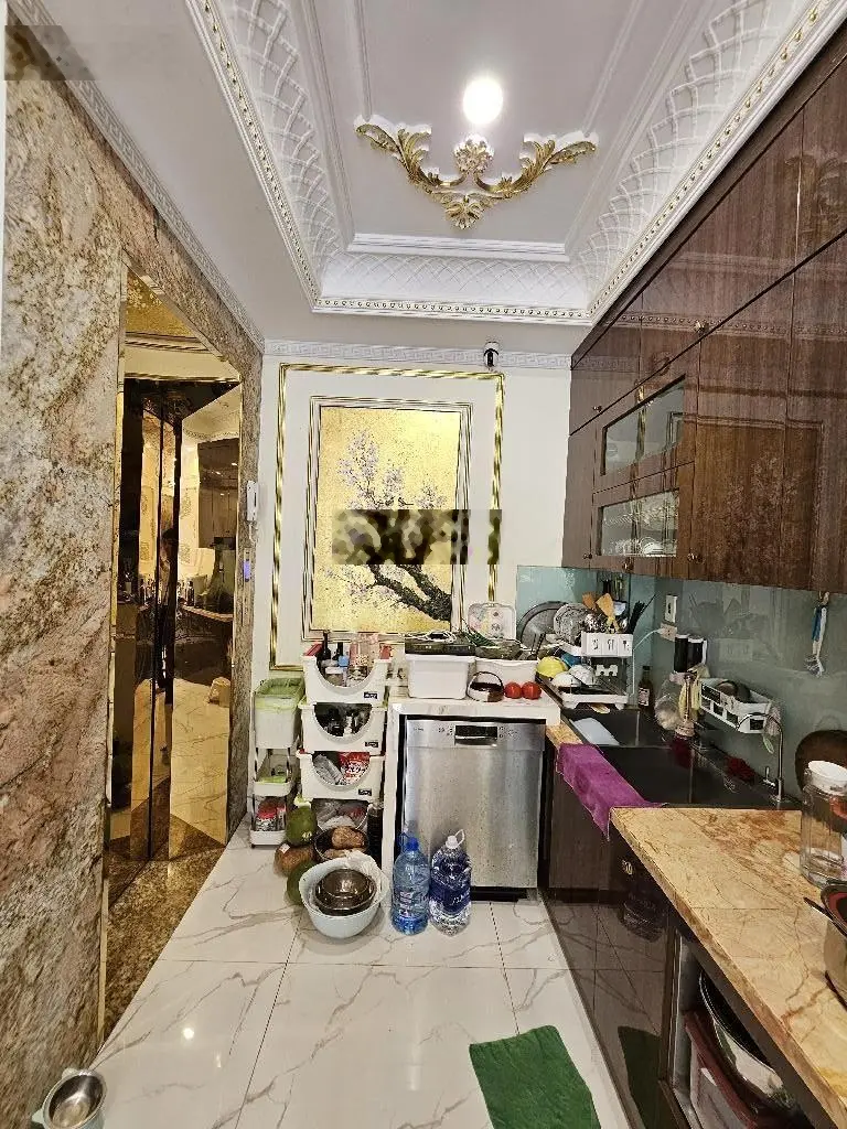 Bán nhà Tái định cư Giang Biên, Long Biên, Vỉa hè, ô tô tránh, Gara, chào 12 tỷ hơn