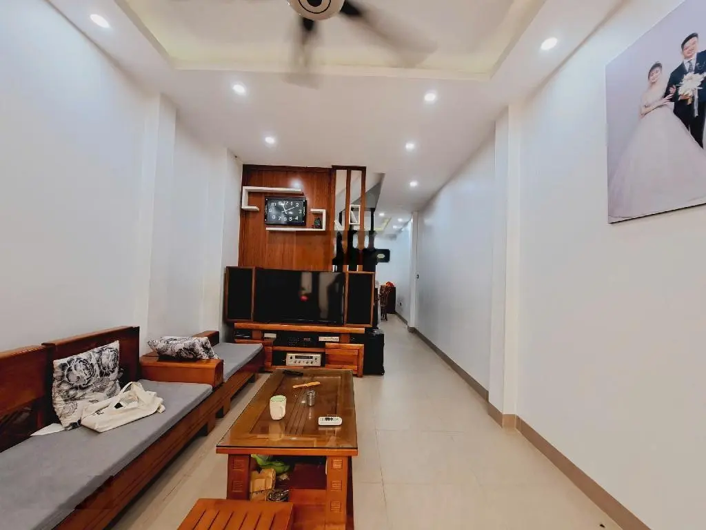 Bán nhà Đại Từ, Hoàng Mai, xây mới tặng full nội thất, 46m2, 8.15 tỷ