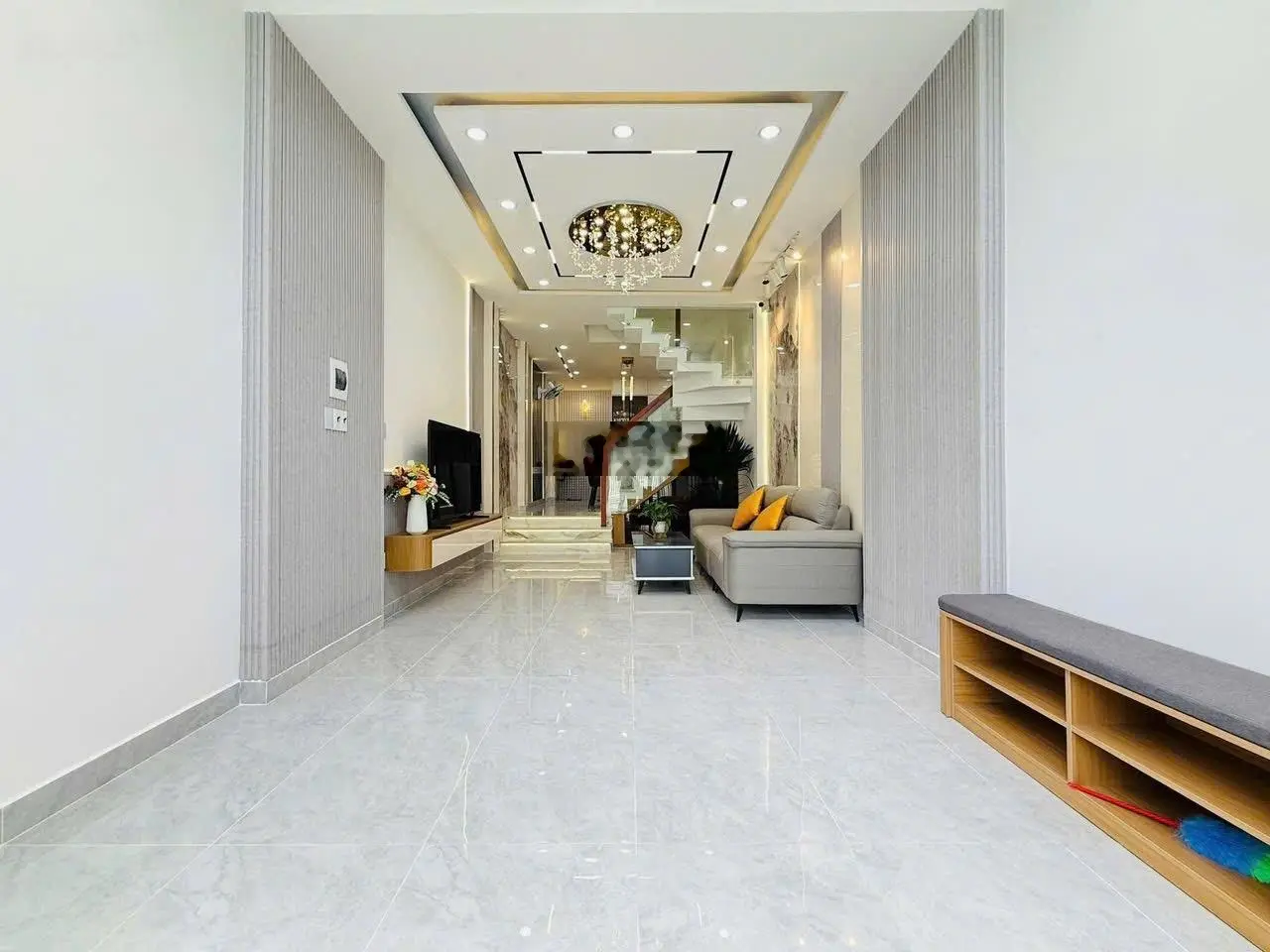 Bán nhanh bán gấp giá siêu ưu đãi Bến Vân Đồn Q4, giá TT gần chợ, siêu thị LH 0902958672