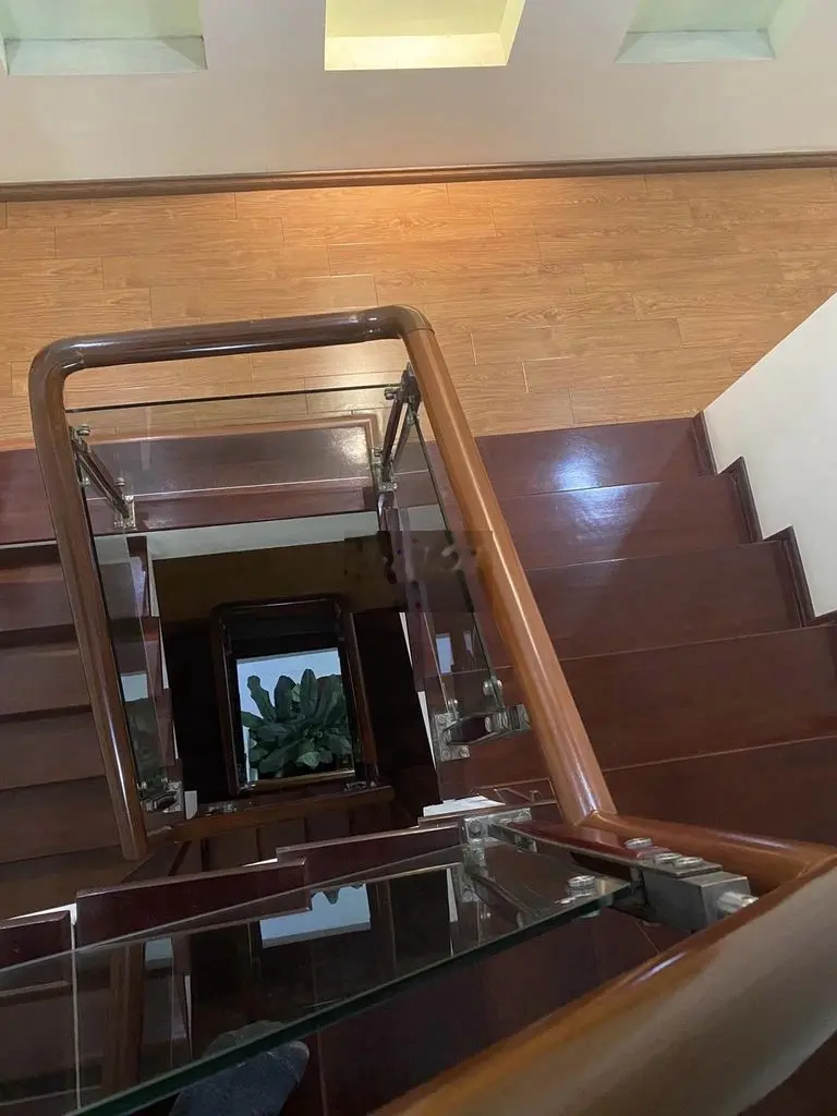 Tôi bán nhà mặt phố ĐÀO TẤN NGUYỄN KHÁNH TOÀN 4Tầng Kinh doanh vỉa hè