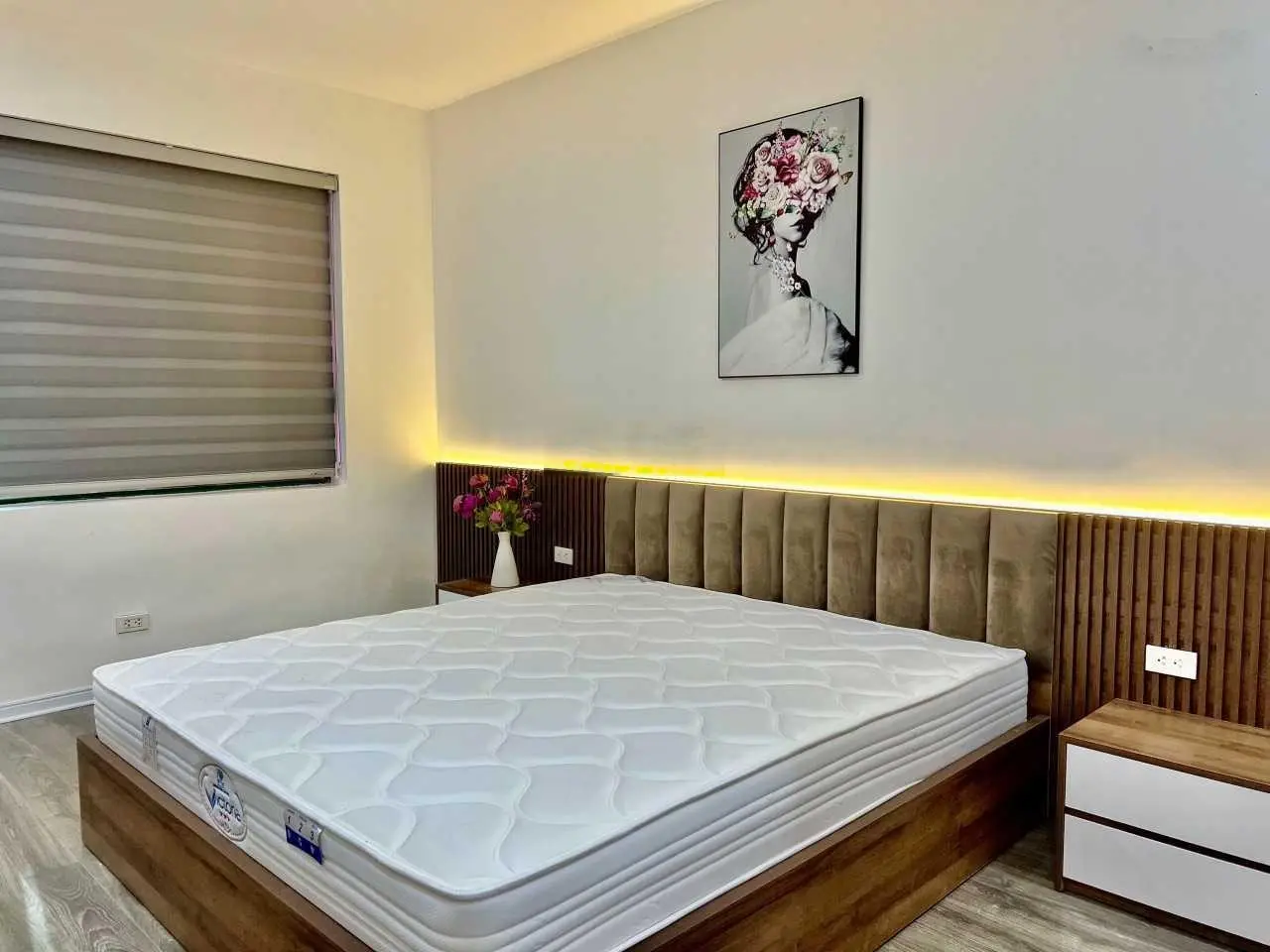 Gia đình tôi thiện chí bán căn tập thể Nghĩa Tân, DT sổ 40.5m2, sử dụng 85m giá 3.48 tỷ: 0936 071 ***