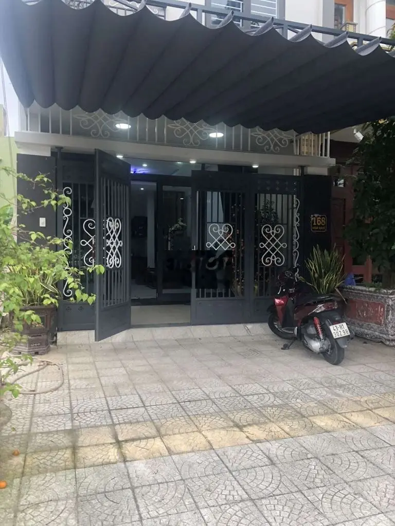 Nhà ngộp Bank 3 tầng đường Đoàn Khuê