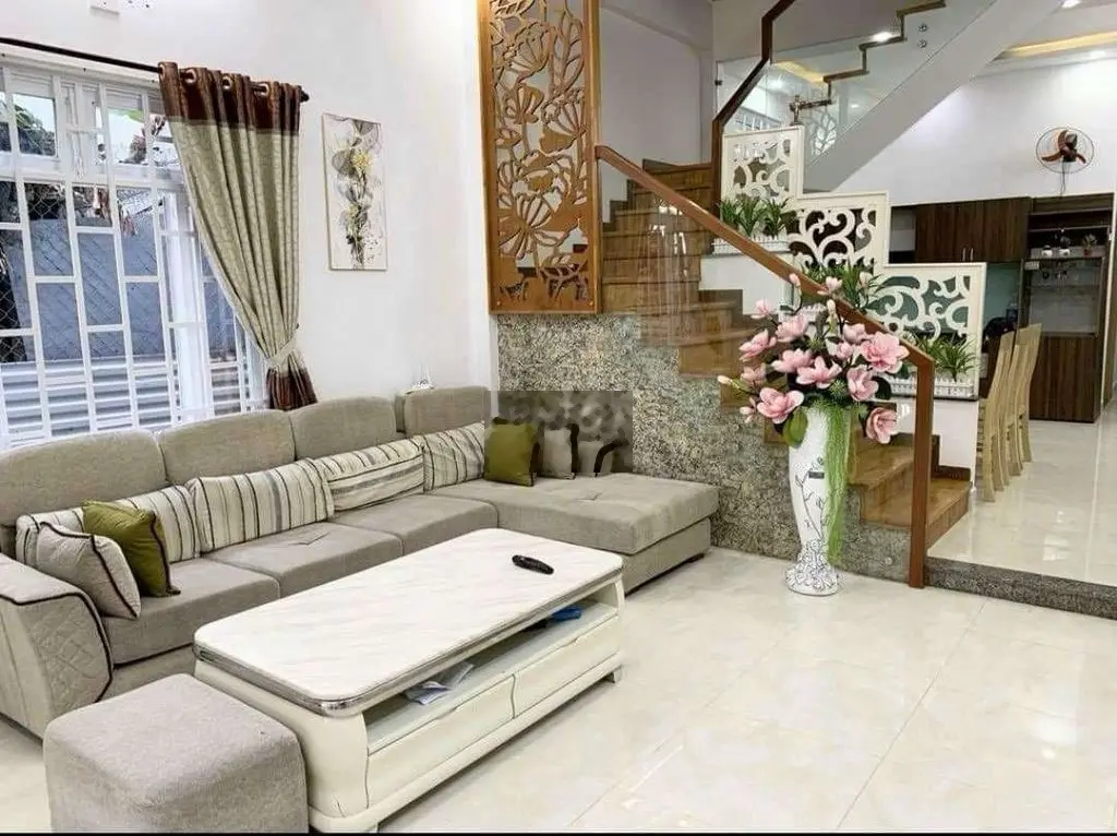 Bán nhà Đa Mặn 12 nội thất cao cấp, 3 mặt thoáng, Nam Việt Á đẳng cấp.