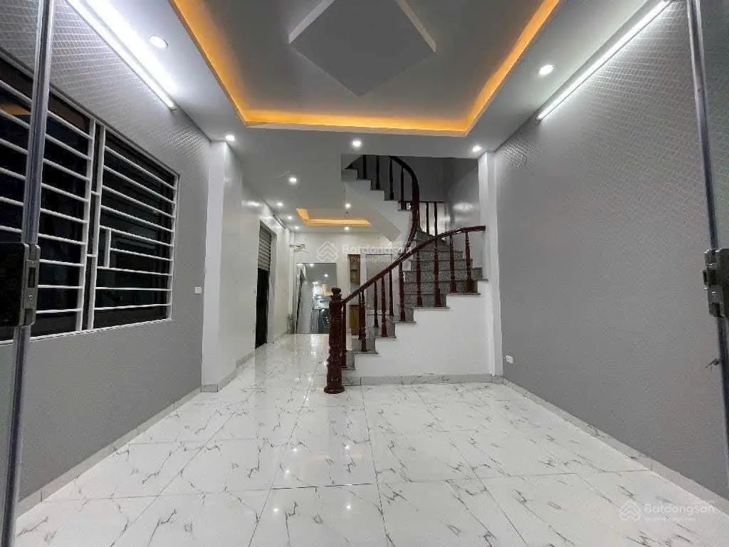 Rẻ và Đẹp chỉ 1,9 tỷ, có ngay nhà ô tô đỗ cửa, cách 600m ĐH TDTT - 1,5km QL6