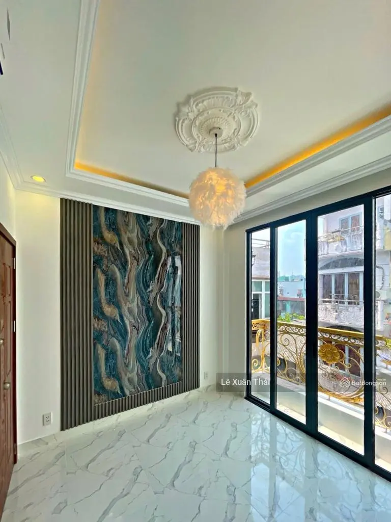 Nhà đẹp Phó Cơ Điều Q11, 3 lầu ST, DT 4x12m, cách MT 10m, gần bệnh viện. Giá chỉ 7.6 tỷ TL