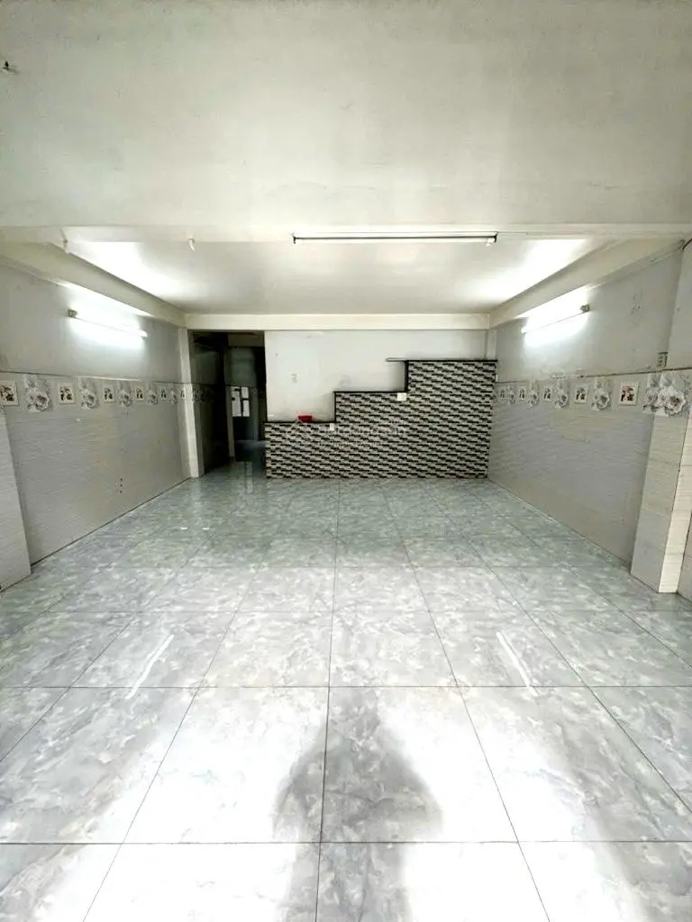 Nhà Hương Lộ 2 - 3 tầng - ngang 5m - DT 90m2 - ko lộ giới ko huy hoạch - đường 7m - sát mặt tiền