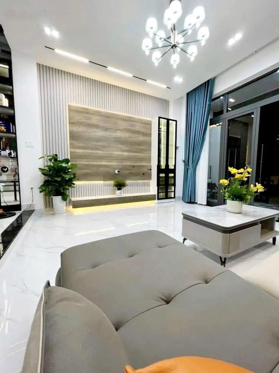 Chính chủ cần bán gấp căn nhà mặt tiền Võ Văn Ngân, Linh Chiểu, TĐ giá 4.25TỶ, thích hợp đầu tư,SHR
