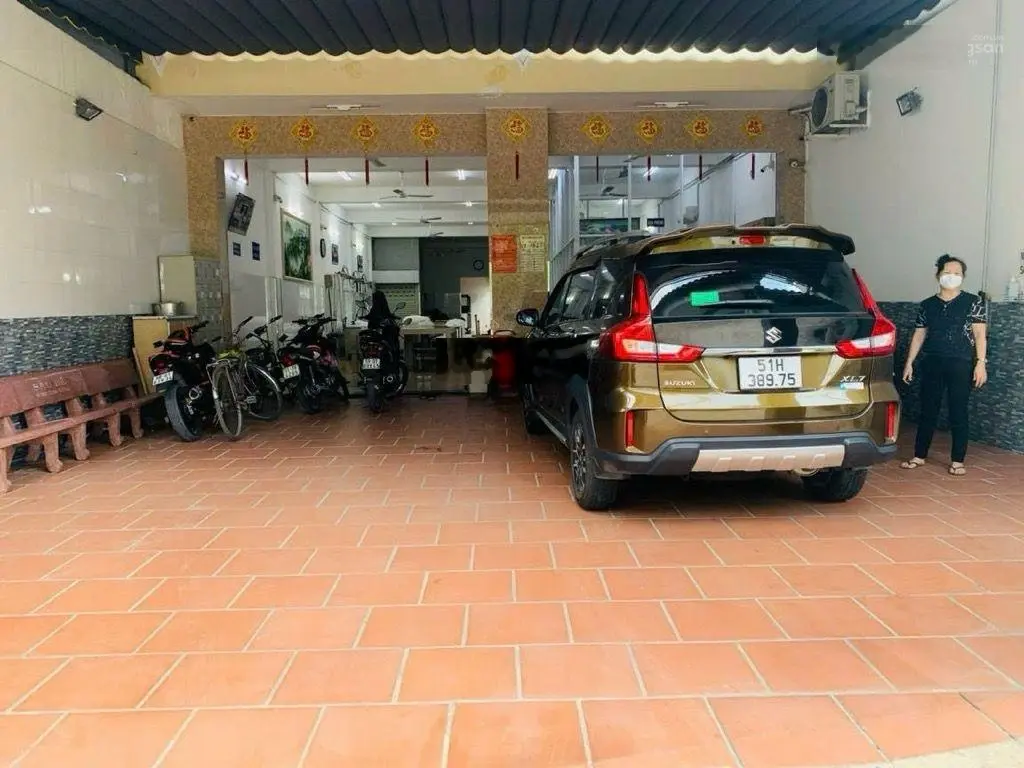 Mặt tiền kinh doanh sầm uất 307m2 _ ngay trung tâm tiện ích ngập tràng _ 6pn