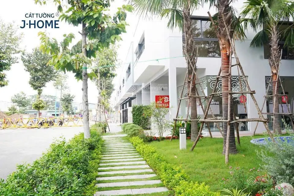 Cần tiền bán nhà mặt tiền DT - 743 Cát Tường J Home có 1 0 2 tại TP Thuận An, Bình Dương