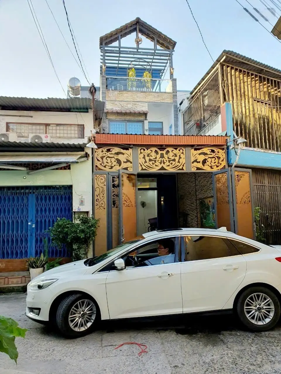 Bán Nhà vị trí đẹp 2 mặt hẻm xe ô tô đậu trong nhà, hẻm sau 3m đường Phạm Thế Hiển P5 Q8