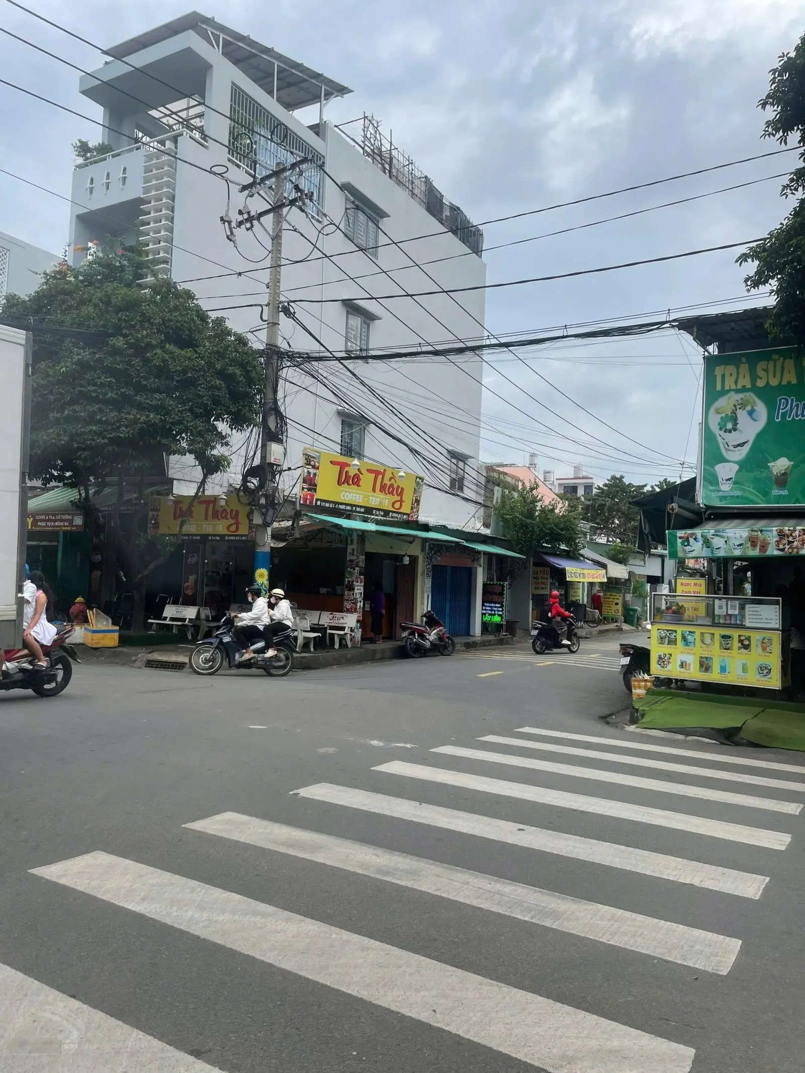 Dãy trọ HXH 3MT có 5 phòng gần Global City, ngang 6m, 125m2, P. Phước Bình, 6,7 tỷ TL