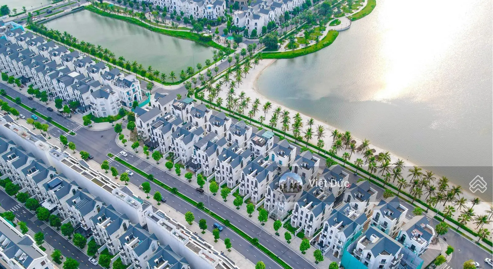 Chính chủ cần bán một chiếc Biệt thự đơn lập view hồ ngọc trai 24.5ha