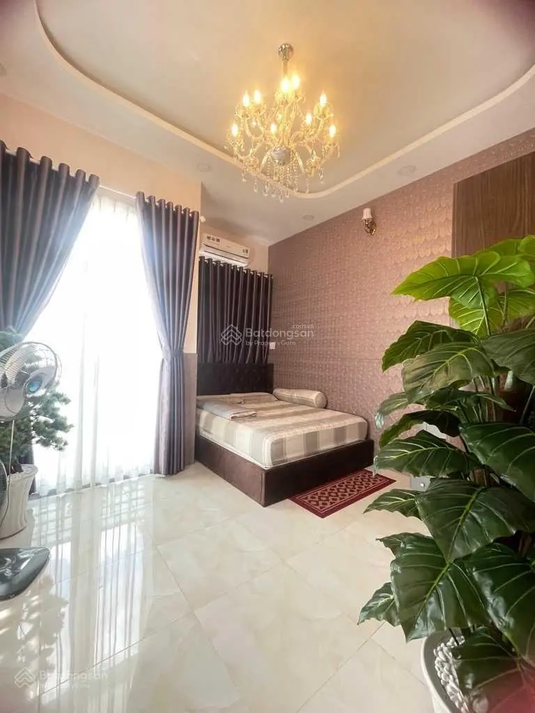 Nhà mới 2 tầng, 4.7x19m, hẻm xe hơi. 50m ra đường Tô Ký, Đông Hưng Thuận, Quận 12