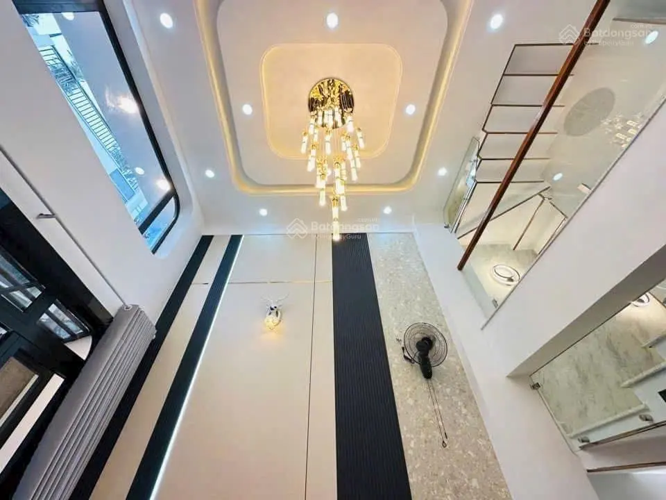 Bán nhà, Đ. Hoa Phượng Phường 2 Phú Nhuận, giá 3Tỷ390, DT 80m2, sổ riêng, LH 0896 465 ***
