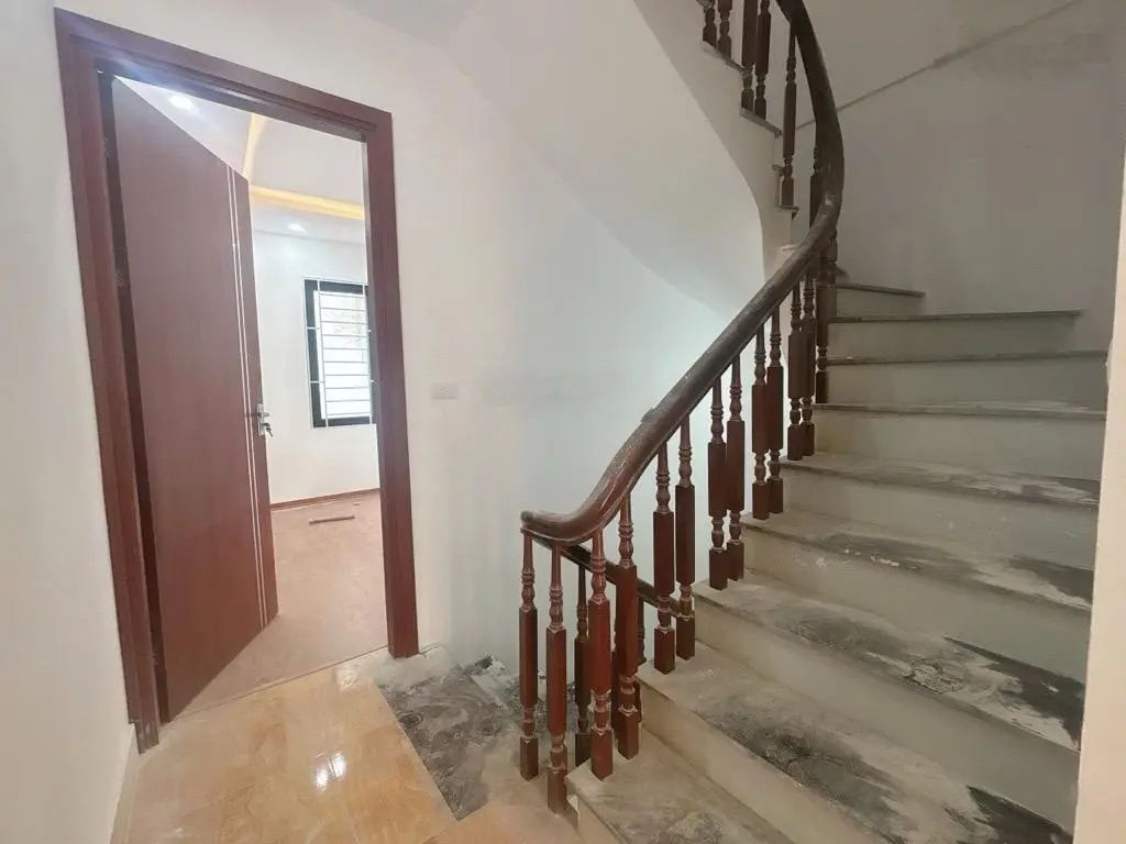 Nhà mới đẹp An Dương Vương - Tây Hồ, ngõ nông, thoáng, nhiều phòng - gần ngay cầu nhật tân