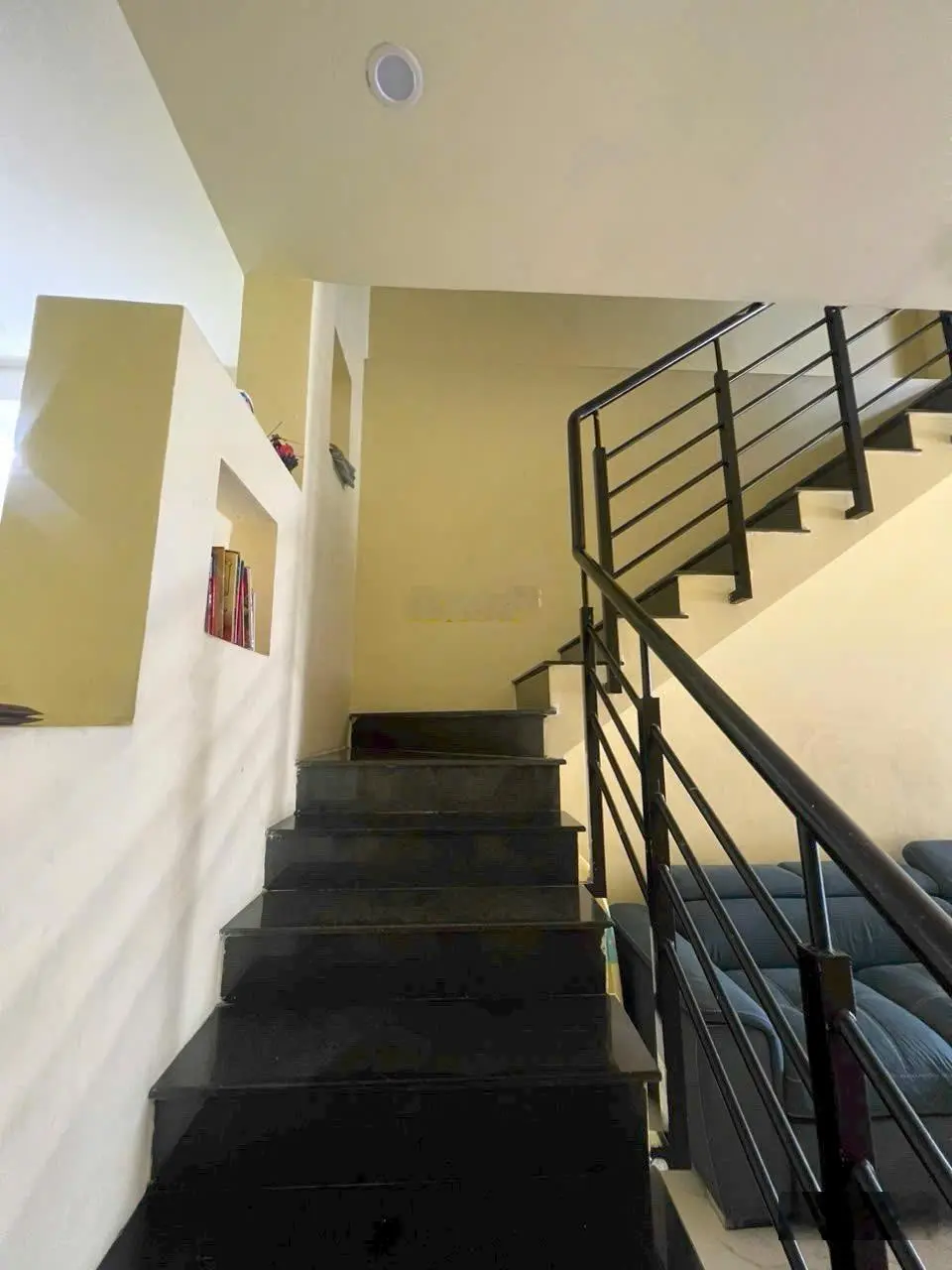 Bán nhà riêng tại Khu Đô Thị Thịnh Gia, Phường Tân Định,TP.Bến Cát, Bình Dương, 2,4 tỷ, 80m2
