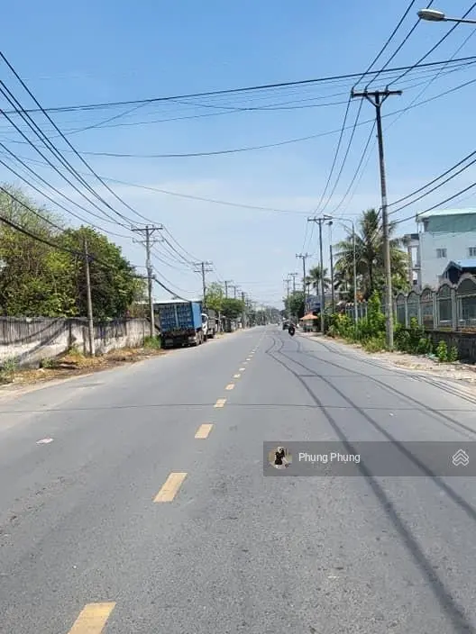 Cần tiền làm ăn bán nhanh lô đất gần Chợ Giữa, Xã Phú Hưng, Bến Tre, DT 100m2, SHR