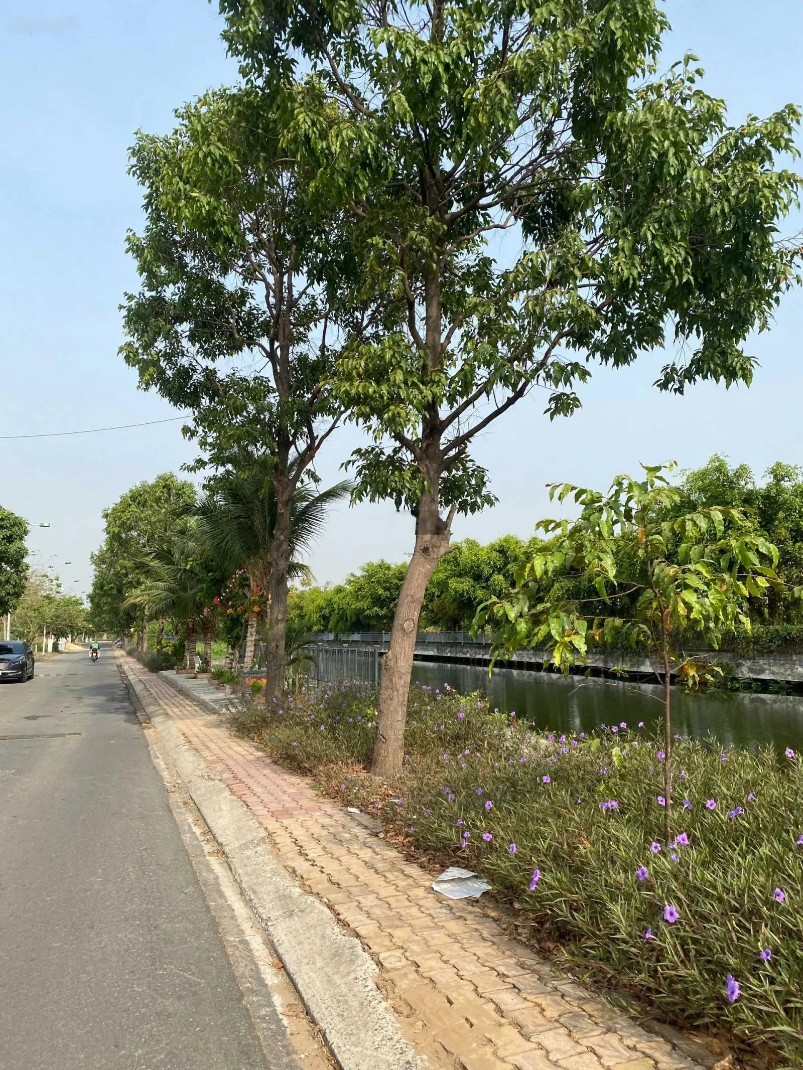 Đất 129m2 (6x21,8) thổ cư, có sổ hồng riêng, ngay gần sông thoáng mát