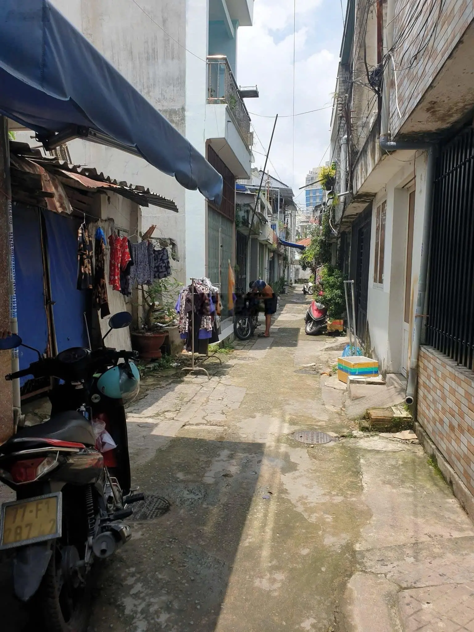 Bán nhà cách siêu thị Go chỉ vài bước chân, giá chỉ 2 tỷ 1 trệt 1 lầu, gần ĐH Bình Dương