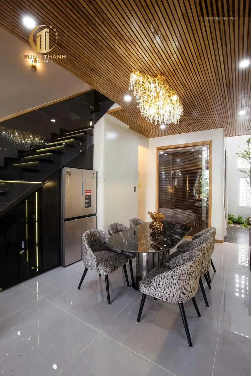 Siêu phẩm nhà 3 tầng- MT đường 10m5 Trần Nguyên Đán- cạnh khu shophouse NSS- gần biển- giá 8.250 tỷ