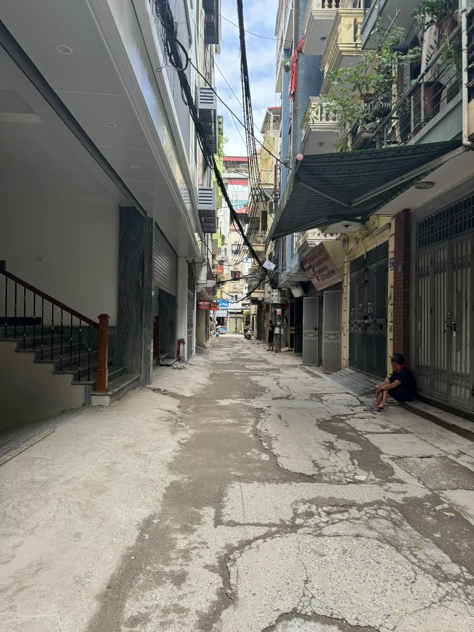 Kinh doanh - ôtô - Phố Nguyễn Khang, tòa căn hộ apartment 9 tầng, 14 căn hộ, 100m2, MT 6m, 34 tỷ