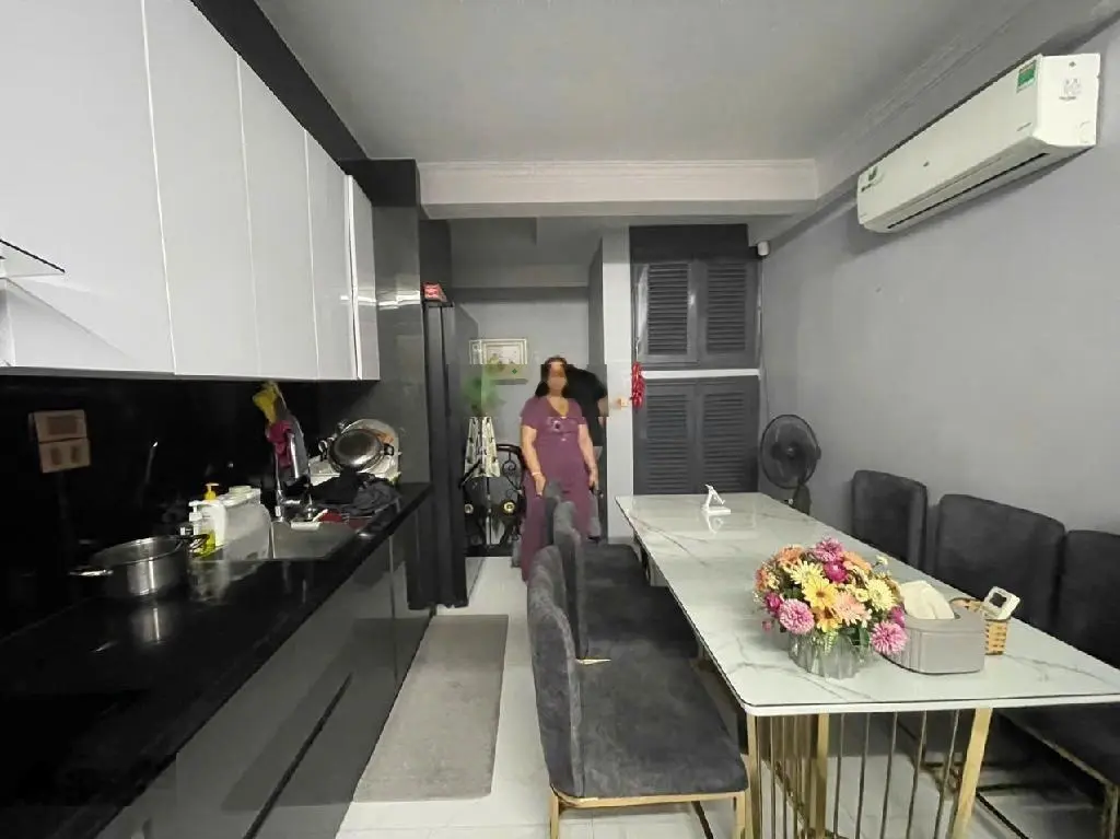 Bán nhà mặt phố Trung Liệt, Đống Đa, Kinh doanh, 2 thoáng, 7.9 tỷ